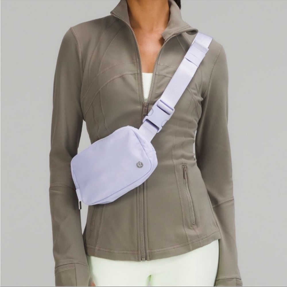 🍋 Lululemon 🍋 Everywhere Belt Bag Pastel Blue